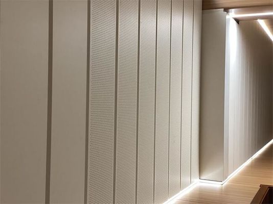 acheter La laine de roche légère de Marine Panels Sheet Ceiling Composite a perforé 500mm fabrication en ligne